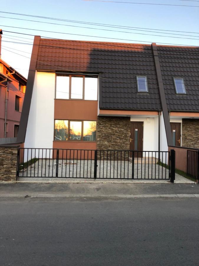 Aleria De Piatra Aparthotel Piatra Neamţ Buitenkant foto