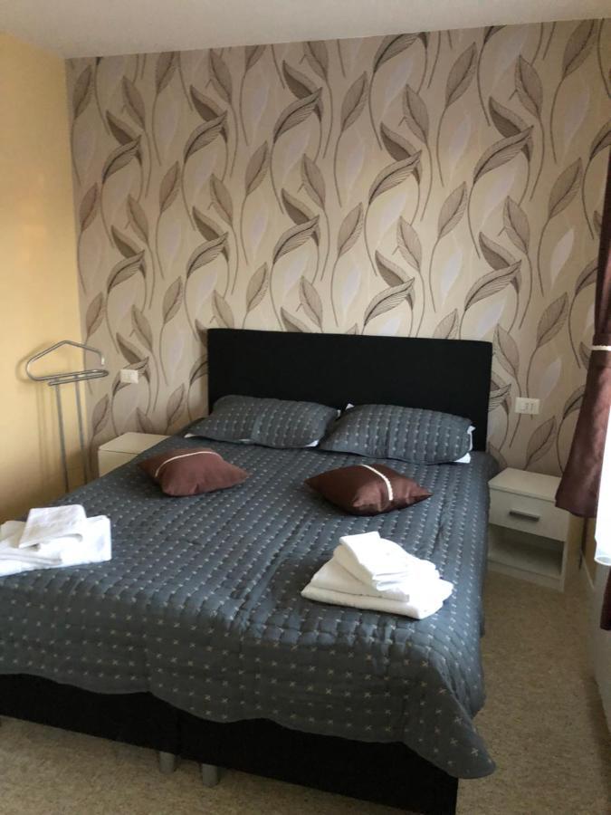 Aleria De Piatra Aparthotel Piatra Neamţ Buitenkant foto