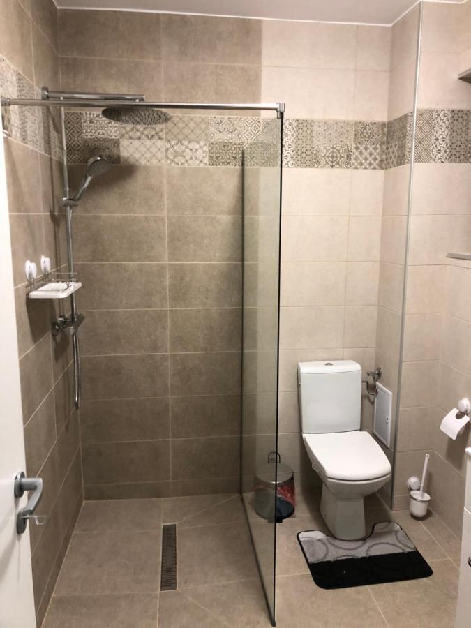 Aleria De Piatra Aparthotel Piatra Neamţ Buitenkant foto